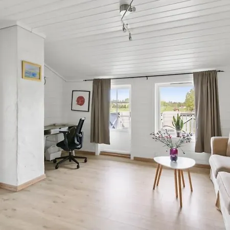 Hyggelig Enebolig Pa Notteroy, Rett Ved Golfbane Villa Exterior photo