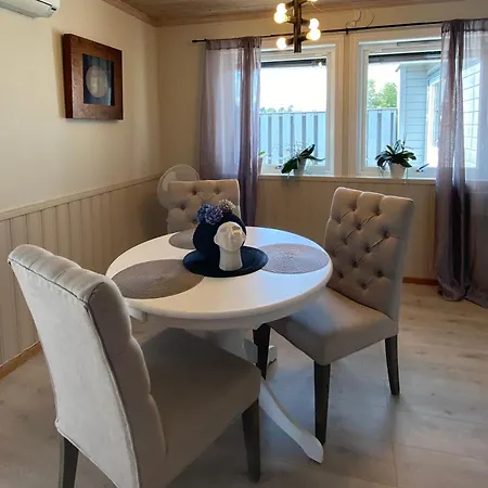 Hyggelig Enebolig Pa Notteroy, Rett Ved Golfbane Villa Exterior photo
