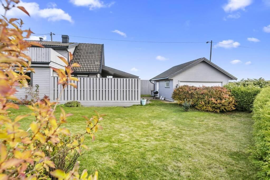 Holiday home Hyggelig Enebolig Pa Notteroy, Rett Ved Golfbane *