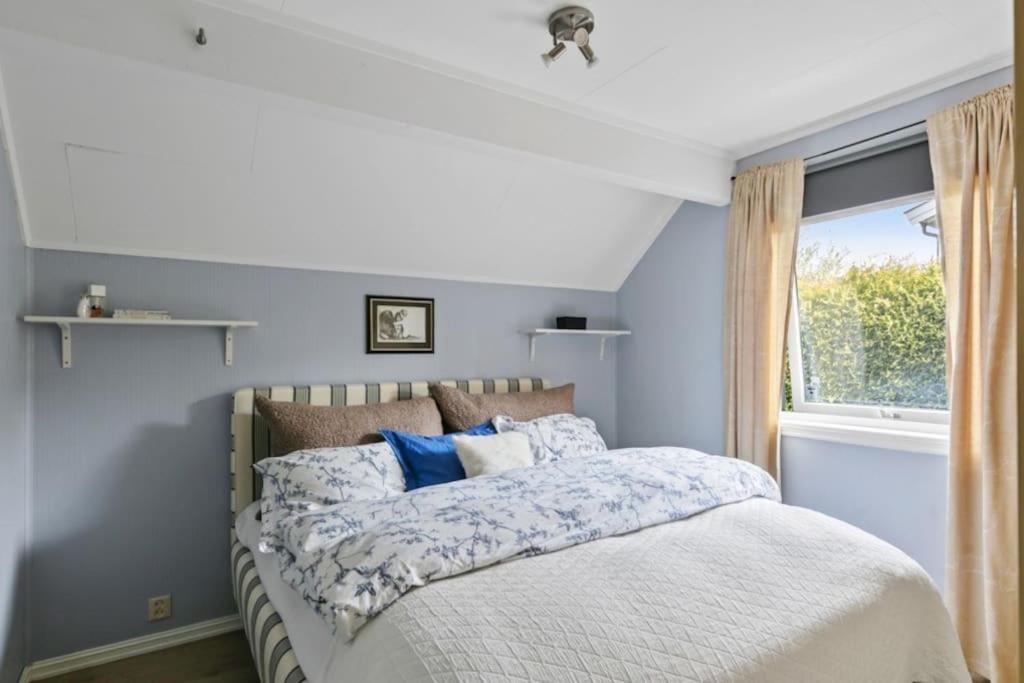 Hyggelig Enebolig Pa Notteroy, Rett Ved Golfbane Holiday home Notteroy